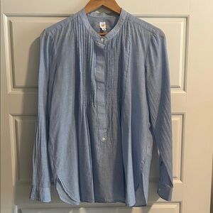 GAP Women's Light Blue Pleated Blouse